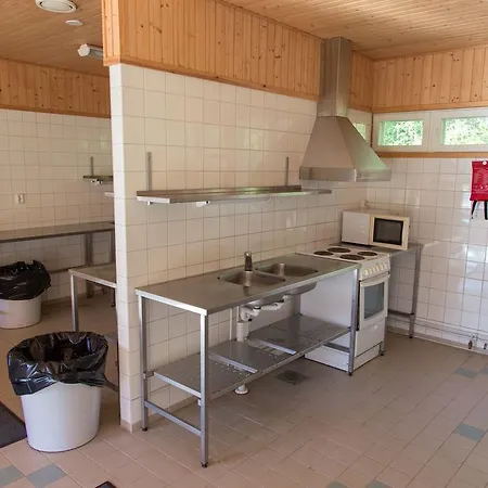 キャンピング ハルマラ 3*